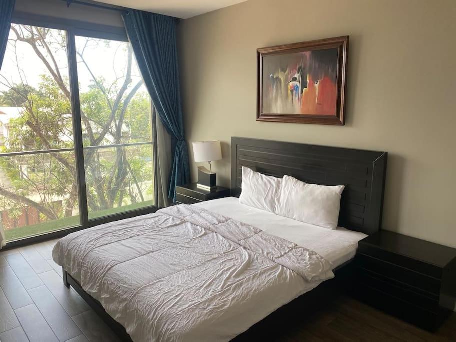 Spacious One Bedroom-Cantonment Accra Eksteriør bilde